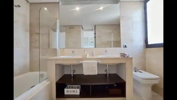 Urb Jardines De Duplex, 120 M2 *