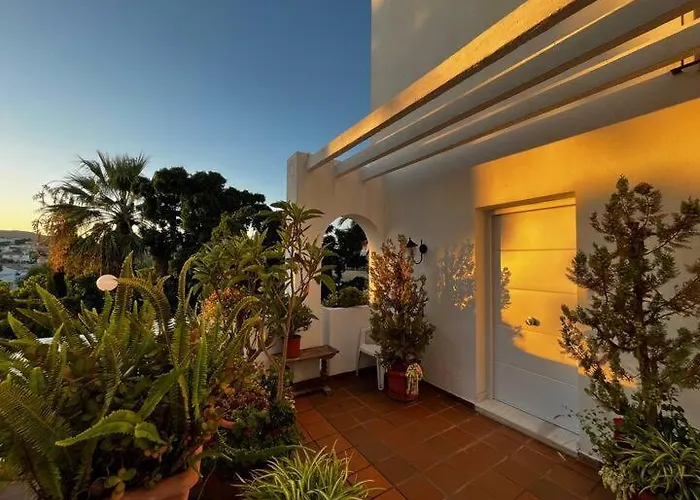 Sotogrande-Maravilloso dúplex, 120 m2, Piscina,4p